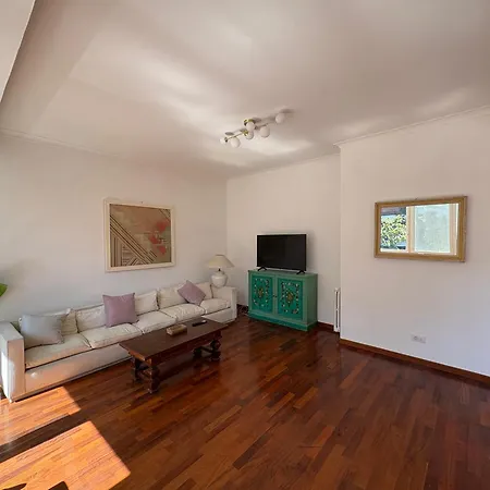 Apartment Laurina House