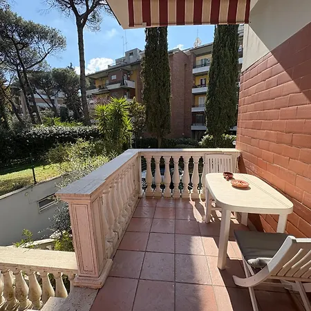 Laurina House Rome